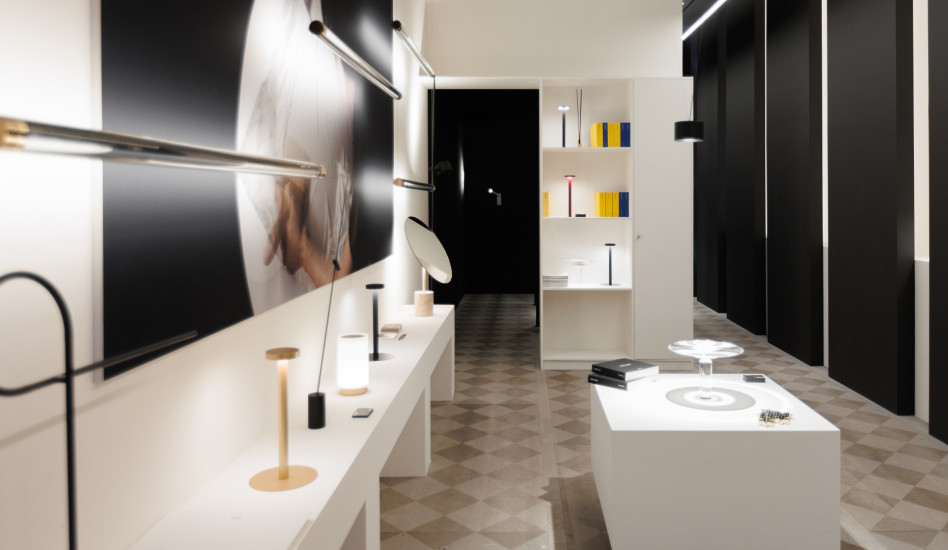 Дворец света: инсталляция Davide Groppi и Designcode на ARTDOM